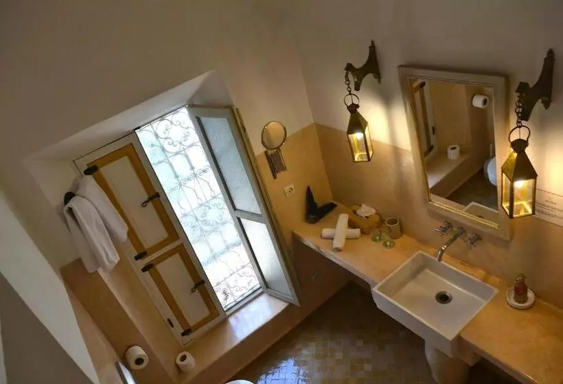 Riad See Moon And Spa