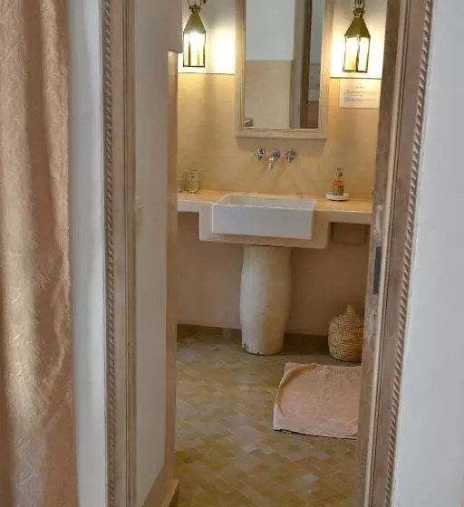 Riad See Moon And Spa