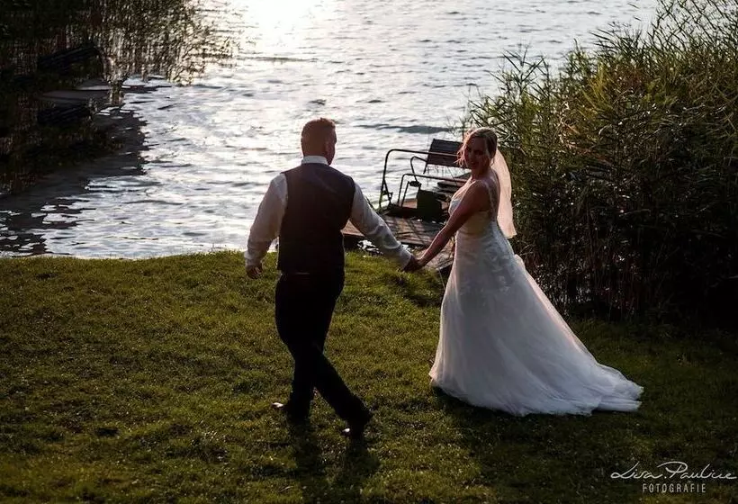 Strandhotel Vier Jahreszeiten Buckow