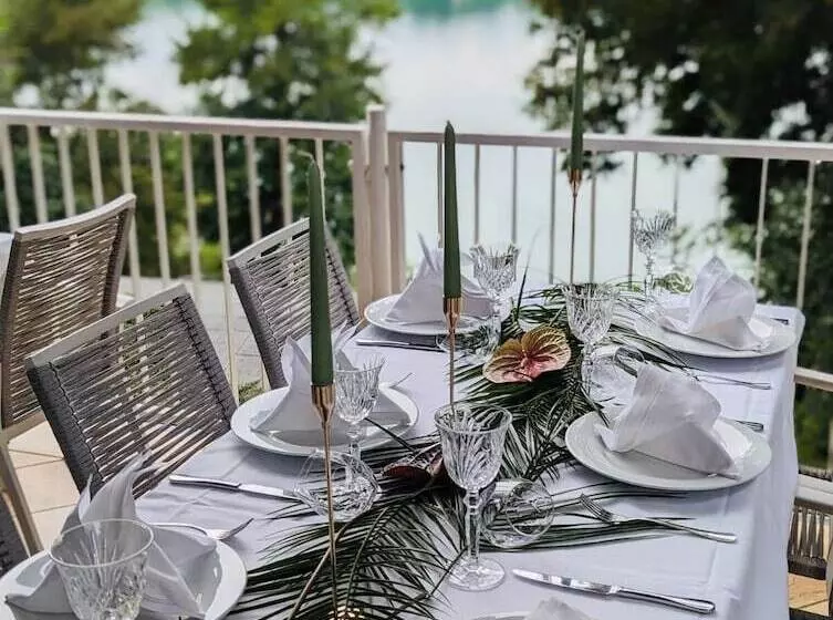 Strandhotel Vier Jahreszeiten Buckow