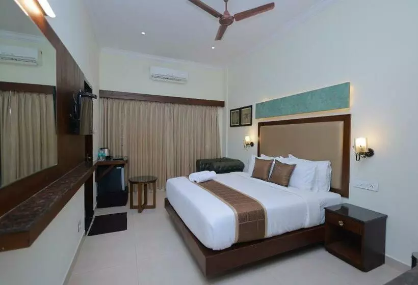 Hotelli Comorin Grand