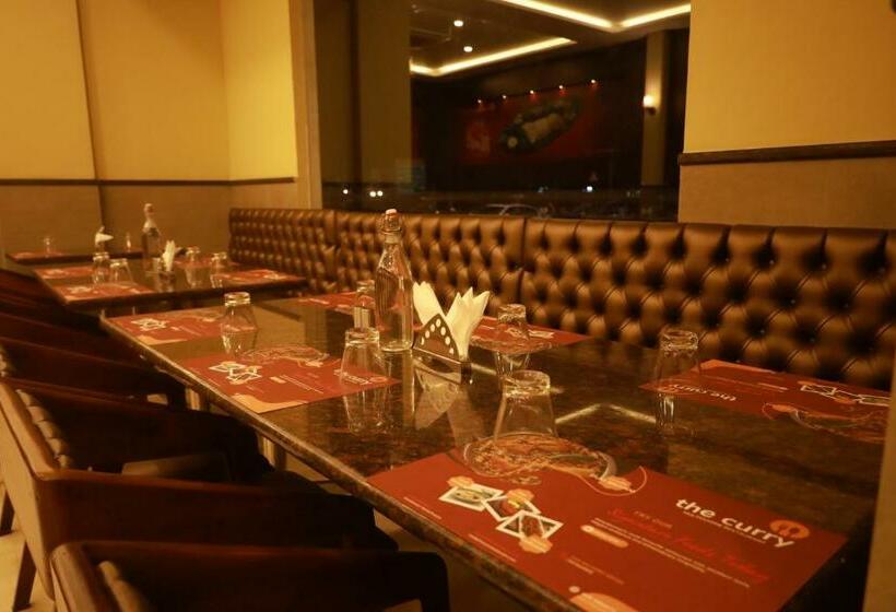 Hotelli Comorin Grand