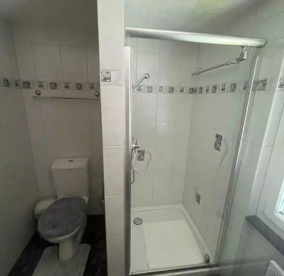 ベッドアンドブレックファースト Silvia S Bed Und Breakfast In Luzern