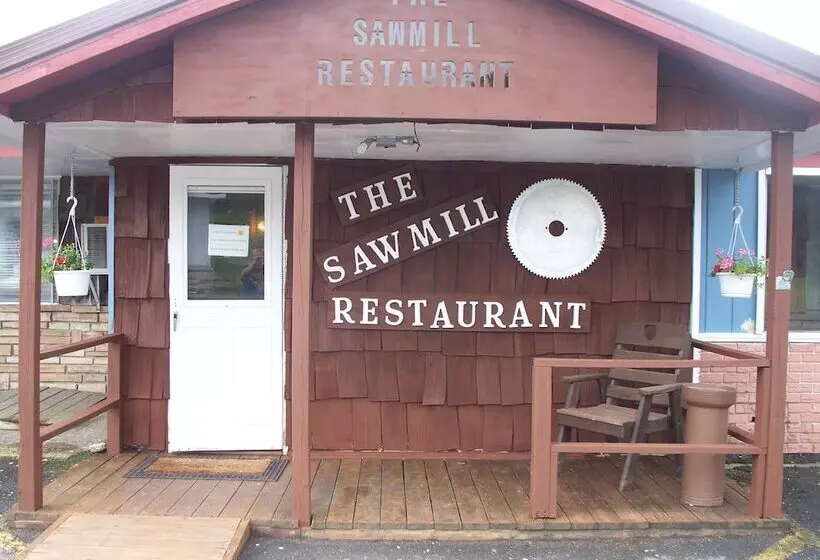 ホテル The Alpine Lodge