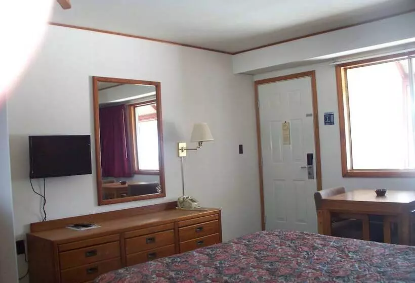 ホテル The Alpine Lodge