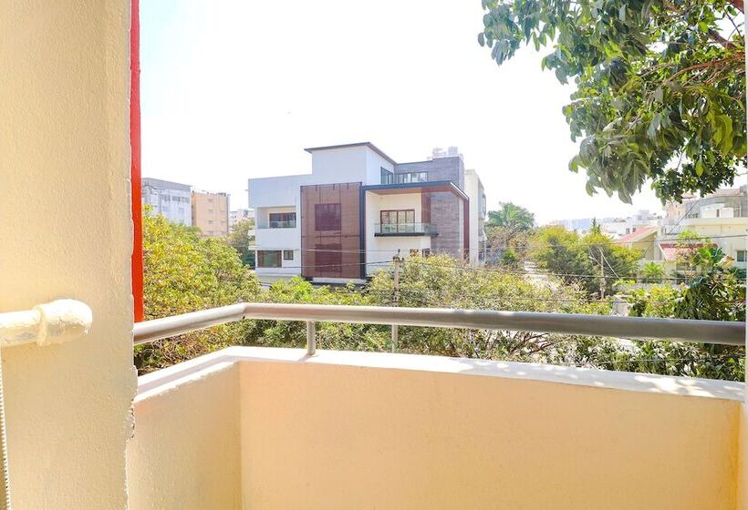 Отель Fabexpress Athasri Inn Hsr