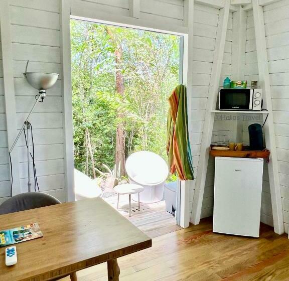 Majatalo Le Surf Lodge, Chambre Avec Vue Mer Dans Un écrin De Verdure