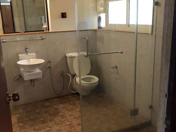 Water Villa With Feild View