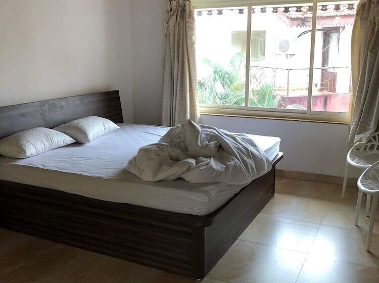 Water Villa With Feild View