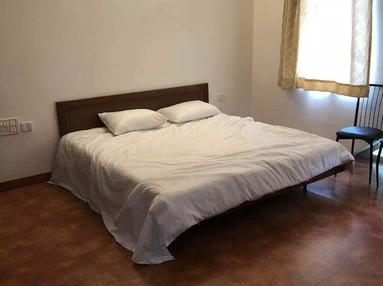 Water Villa With Feild View