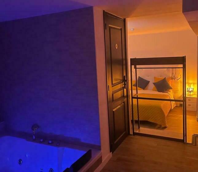 Hotel Magnifique Loft 35m2 Jacuzzi Rvb Night 1