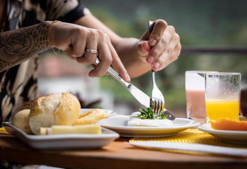 هتل Mandala Beach