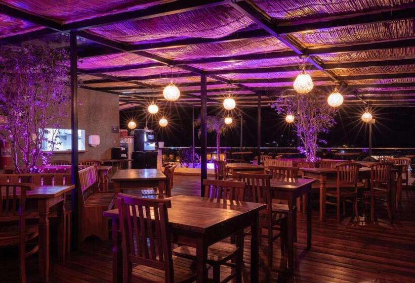 هتل Mandala Beach