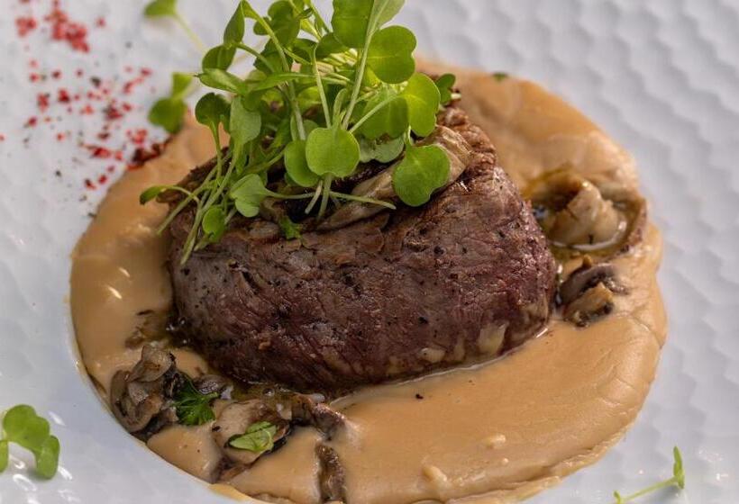 هتل Mandala Beach