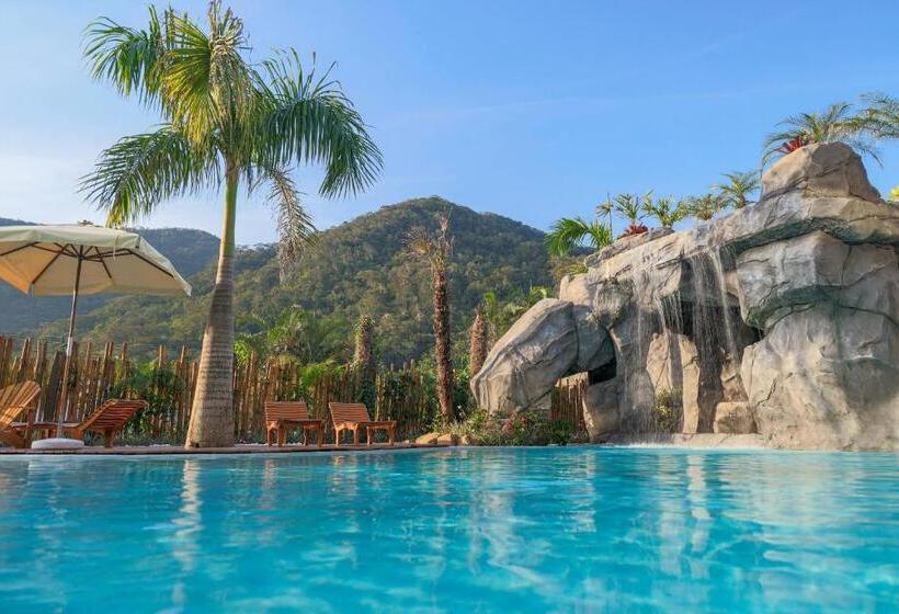 هتل Mandala Beach