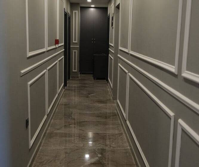 בית מלון כפרי The Pearl Airport