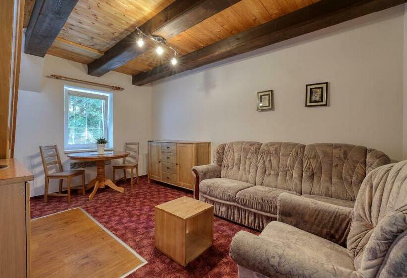 Majatalo Ramzovka Bývalý Penzion Anna