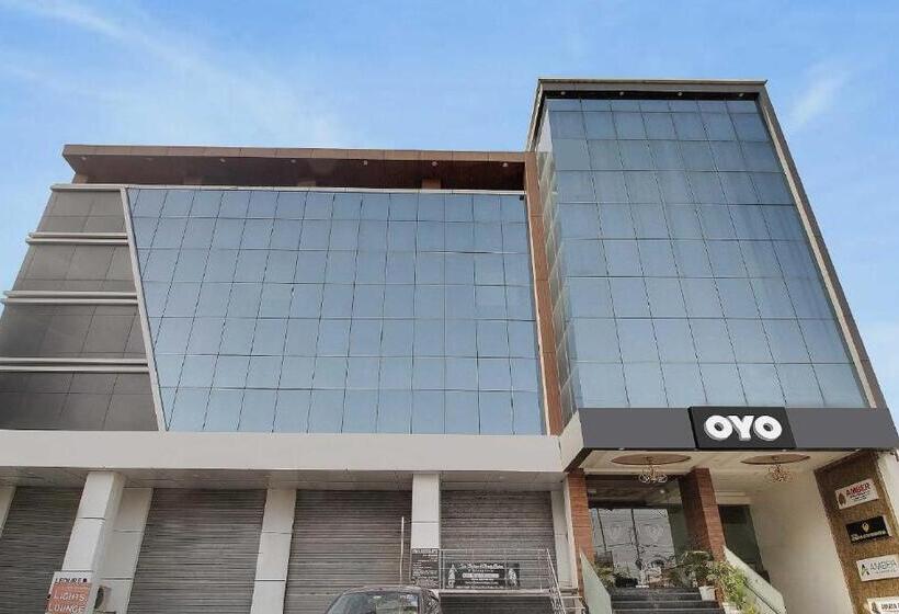 ホテル Super Collection O Bareilly Near Satellite Bus Stand Formerly Amber Heights