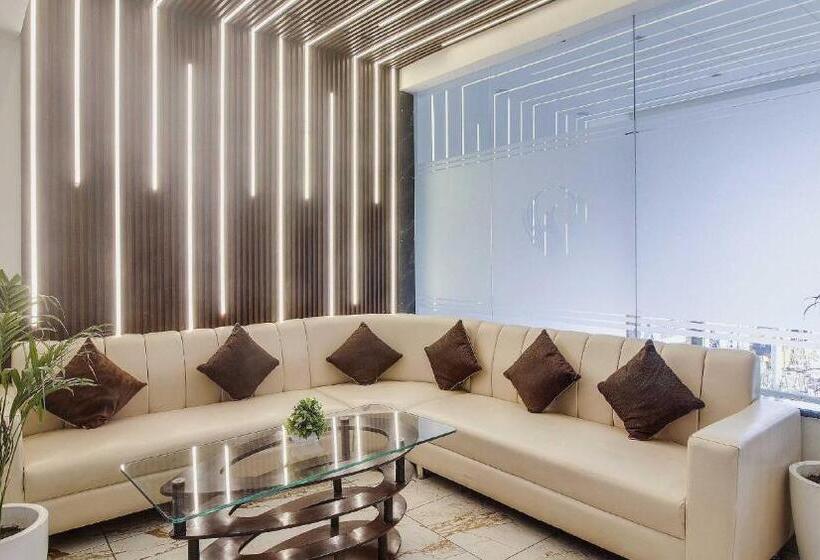 ホテル Super Collection O Bareilly Near Satellite Bus Stand Formerly Amber Heights