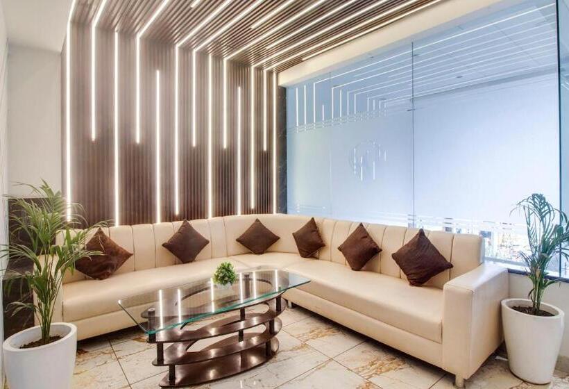 ホテル Super Collection O Bareilly Near Satellite Bus Stand Formerly Amber Heights