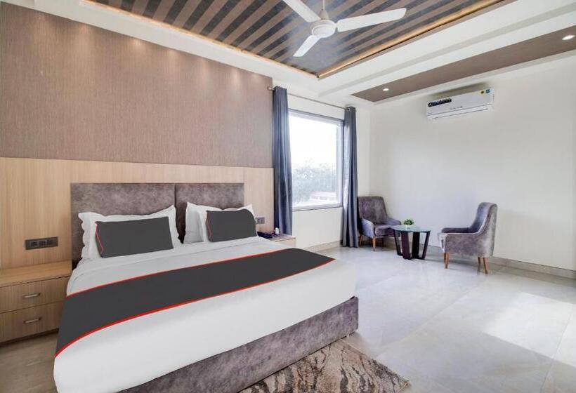 ホテル Super Collection O Bareilly Near Satellite Bus Stand Formerly Amber Heights