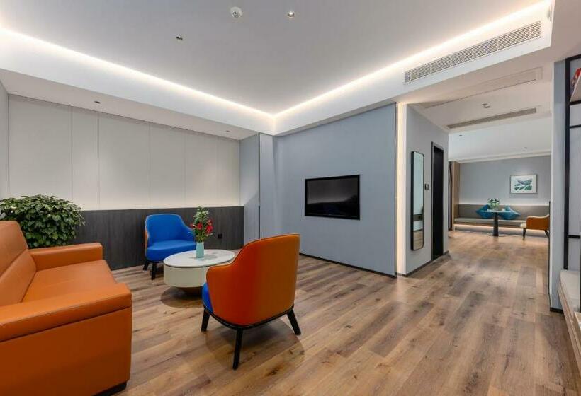 Hôtel 银座和美济南汽车总站美林大厦店