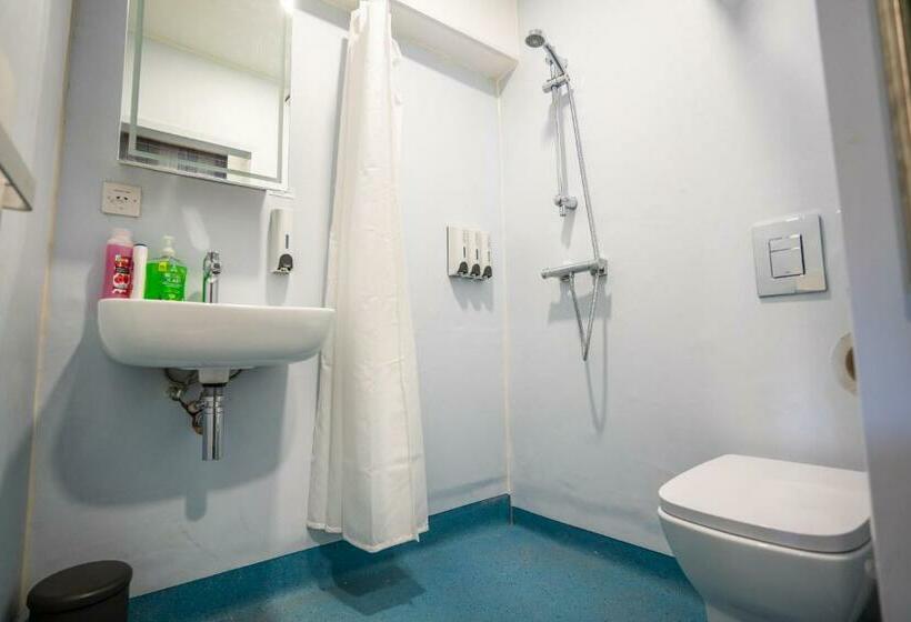 هتل Apartment Chinatown 305