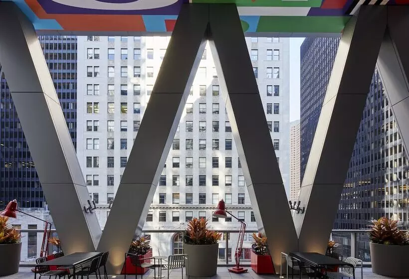 هتل Citizenm Chicago Downtown