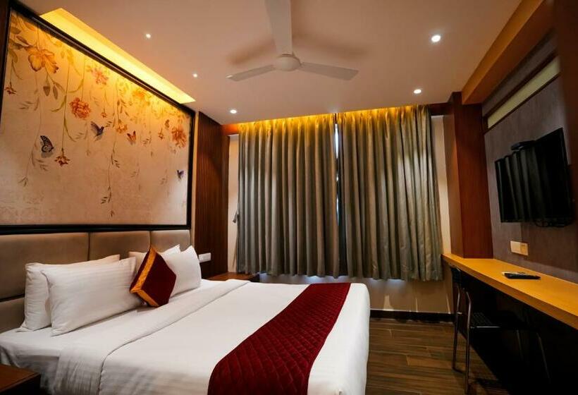 هتل Eden Park Boutique