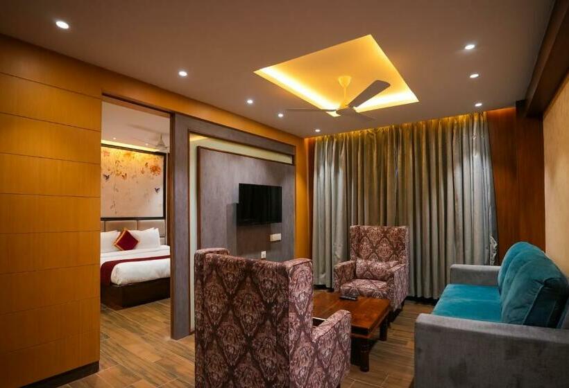 هتل Eden Park Boutique