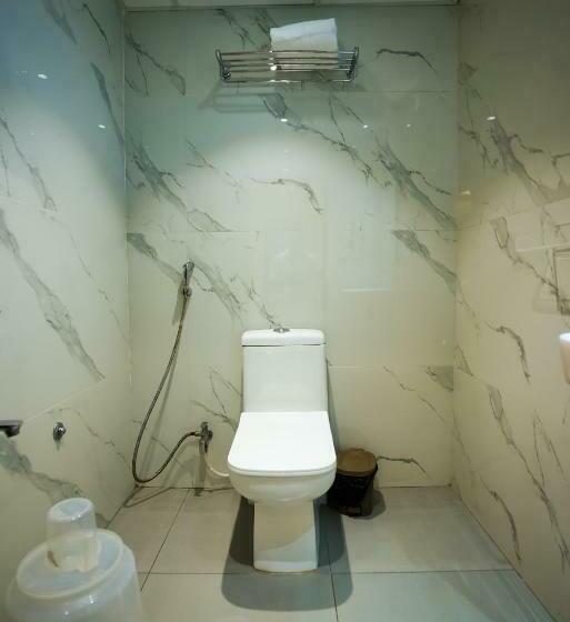 هتل Eden Park Boutique