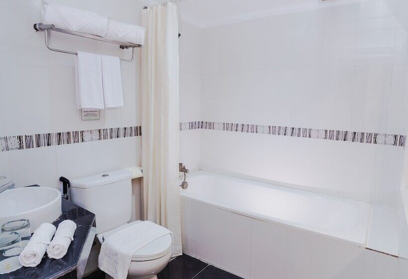 Parkside Star Hotel Jayapura