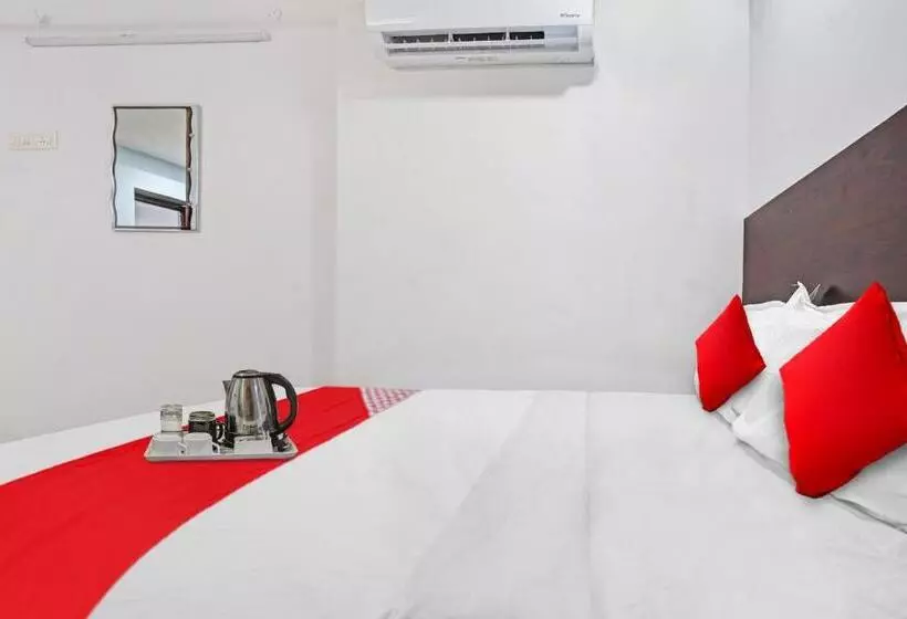 ホテル O Sai Krishna Residency