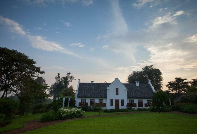 Отель The Manor At Ngorongoro