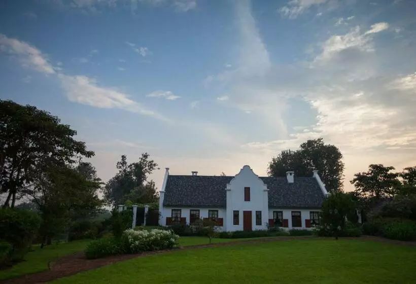 هتل The Manor At Ngorongoro