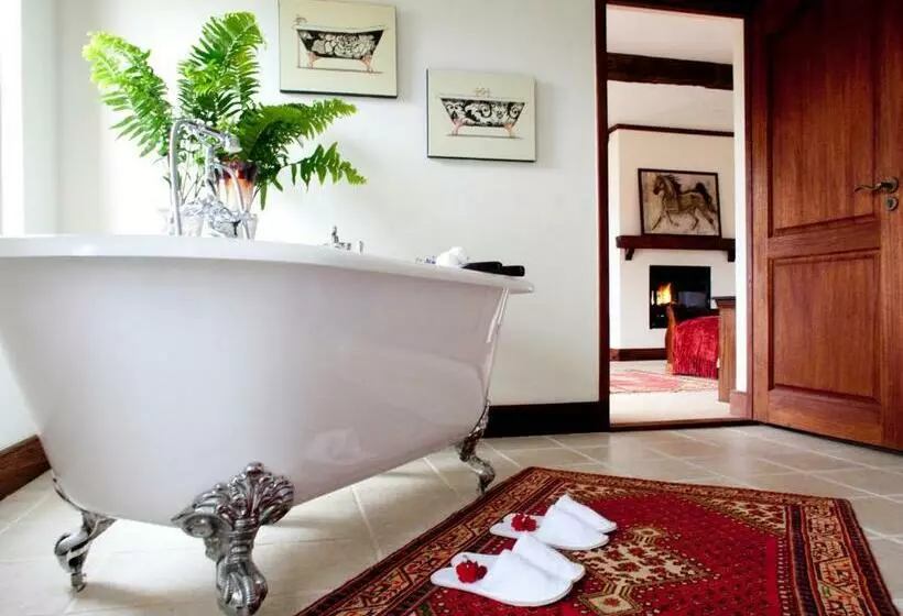 هتل The Manor At Ngorongoro