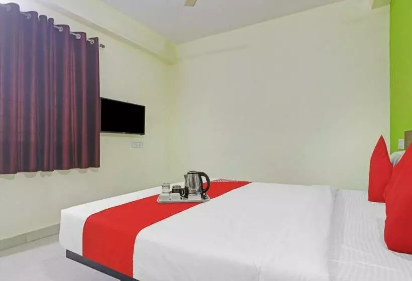 Super Hotel O Dk Reddy Square
