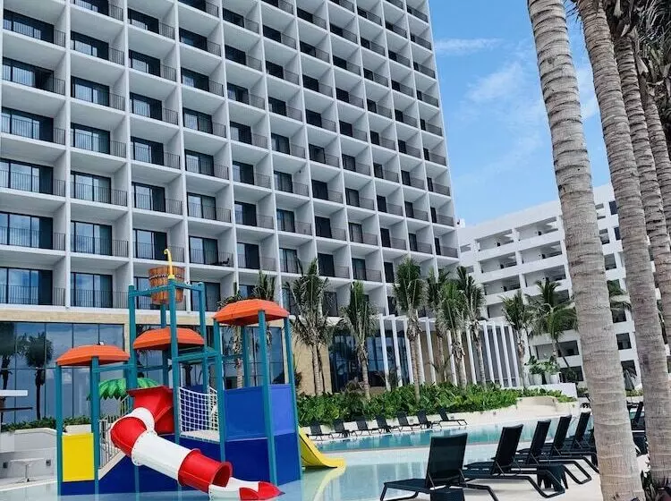 ホテル Viaggio Resort Mazatlan