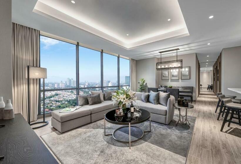 25hours Hotel Jakarta The Oddbird