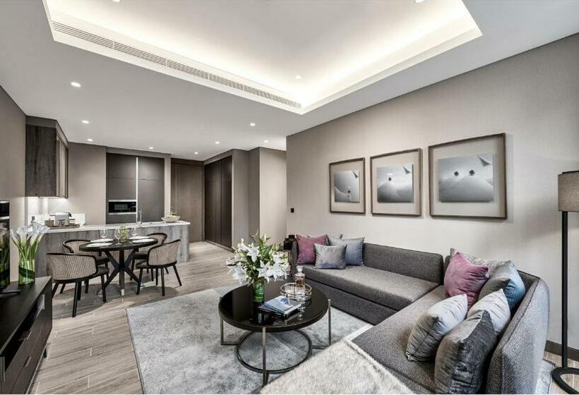 25hours Hotel Jakarta The Oddbird