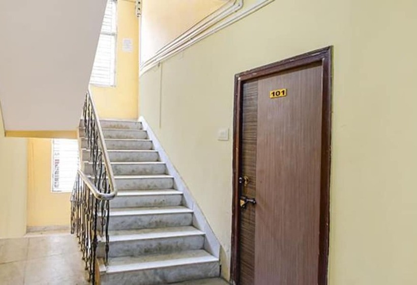 호텔 Fabexpress Indigo Inn Kol