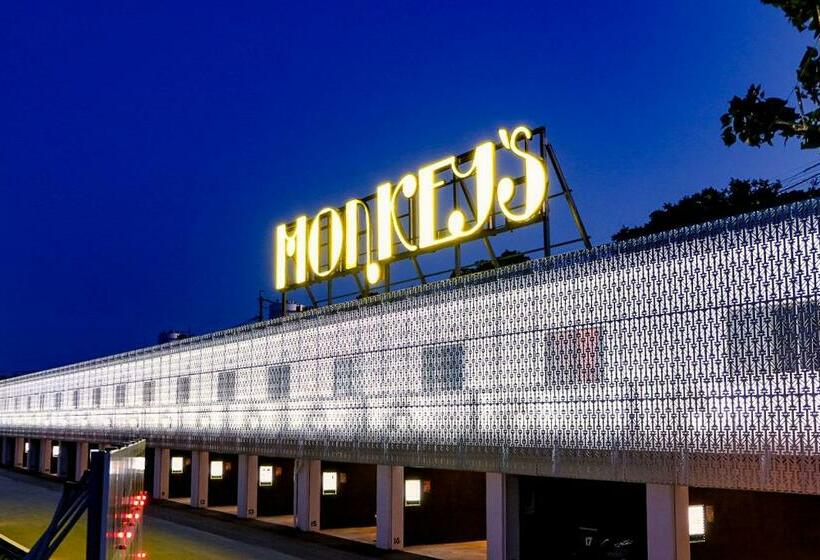 ホテル Monkey S