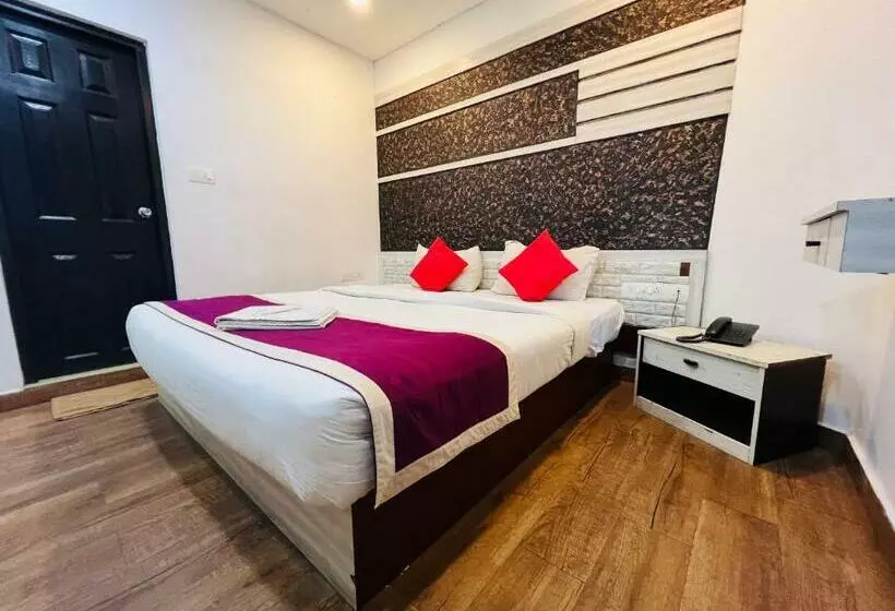 Hôtel Tcs Suites