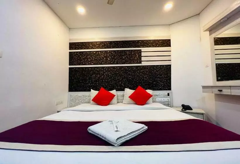 Hôtel Tcs Suites