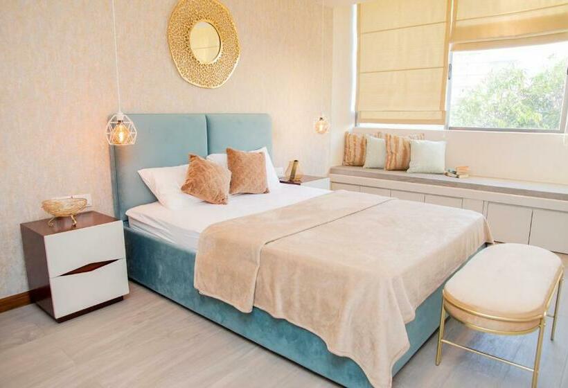 ペンション Aron S Lavinia Sapphire