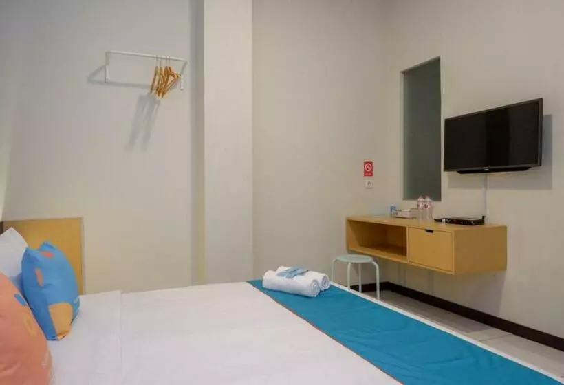 Sans Hotel Good Wish Semarang