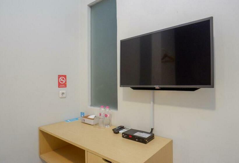 Sans Hotel Good Wish Semarang