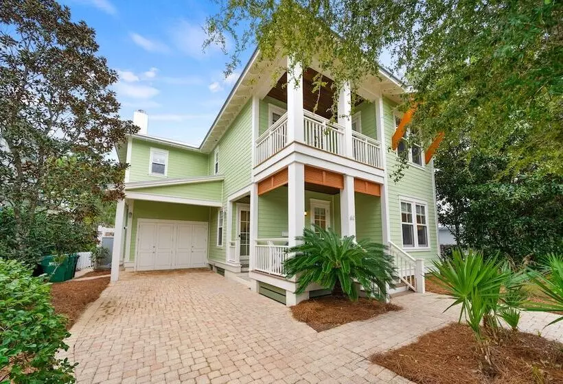All Decked Out By Gulf Tide Vacation Rentals