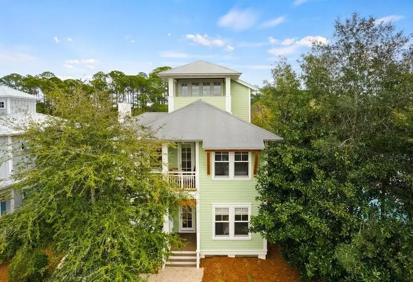 All Decked Out By Gulf Tide Vacation Rentals