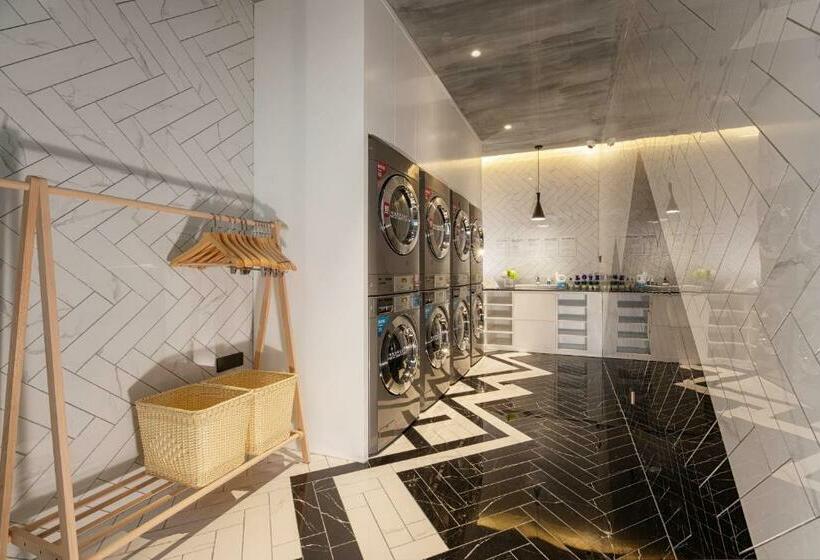 Atour Hotel Xian Xianyang International Airport